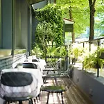 La Boutique 4* Tiran