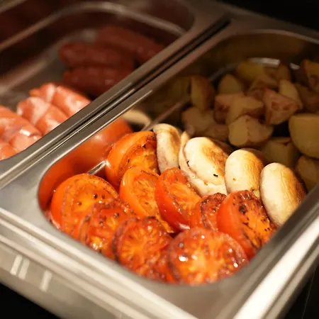 La Boutique Отель Тирана